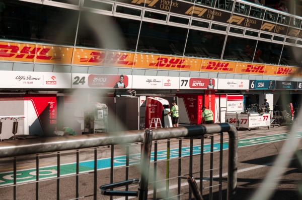F1 pitlane