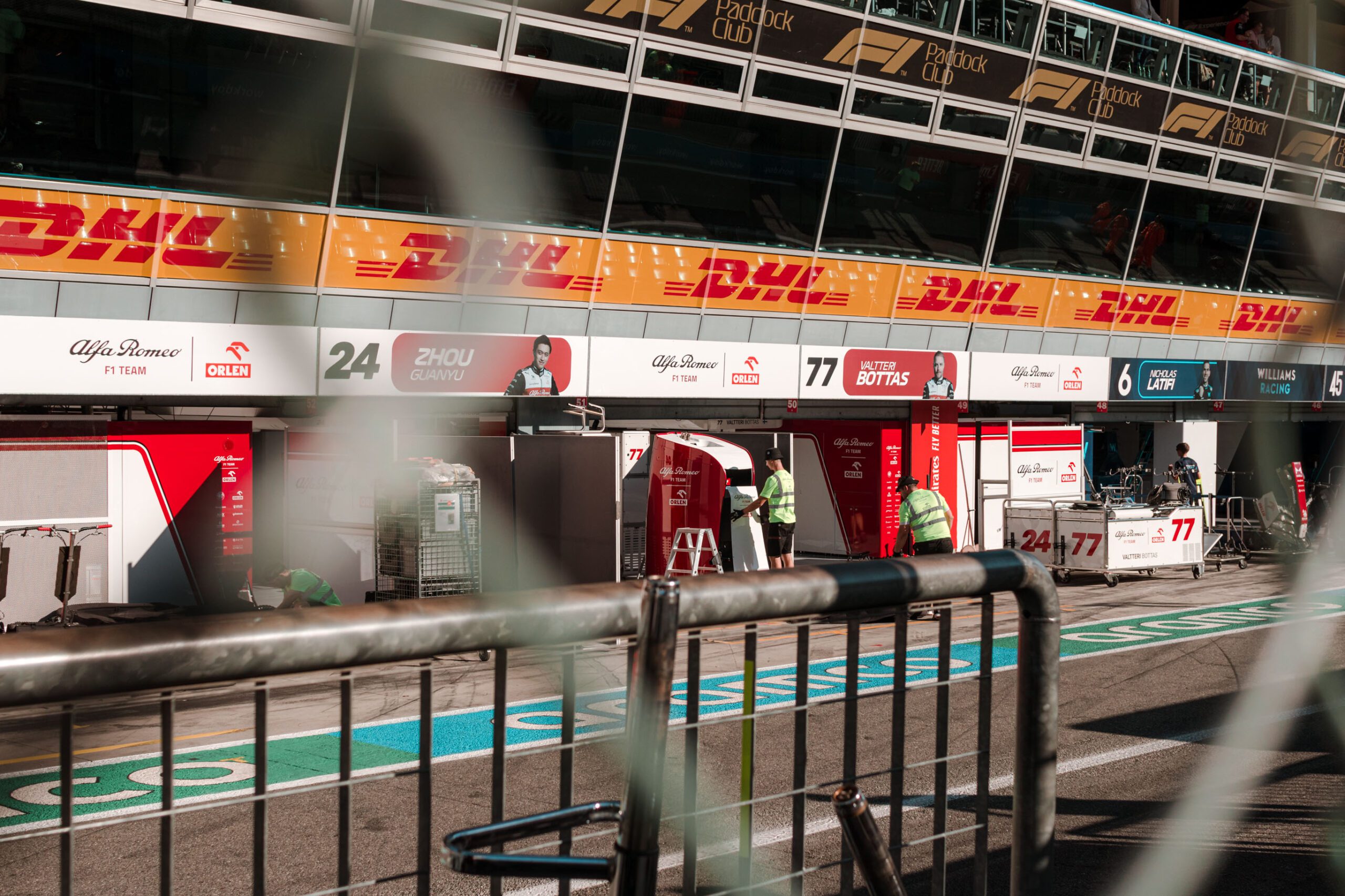 F1 pitlane